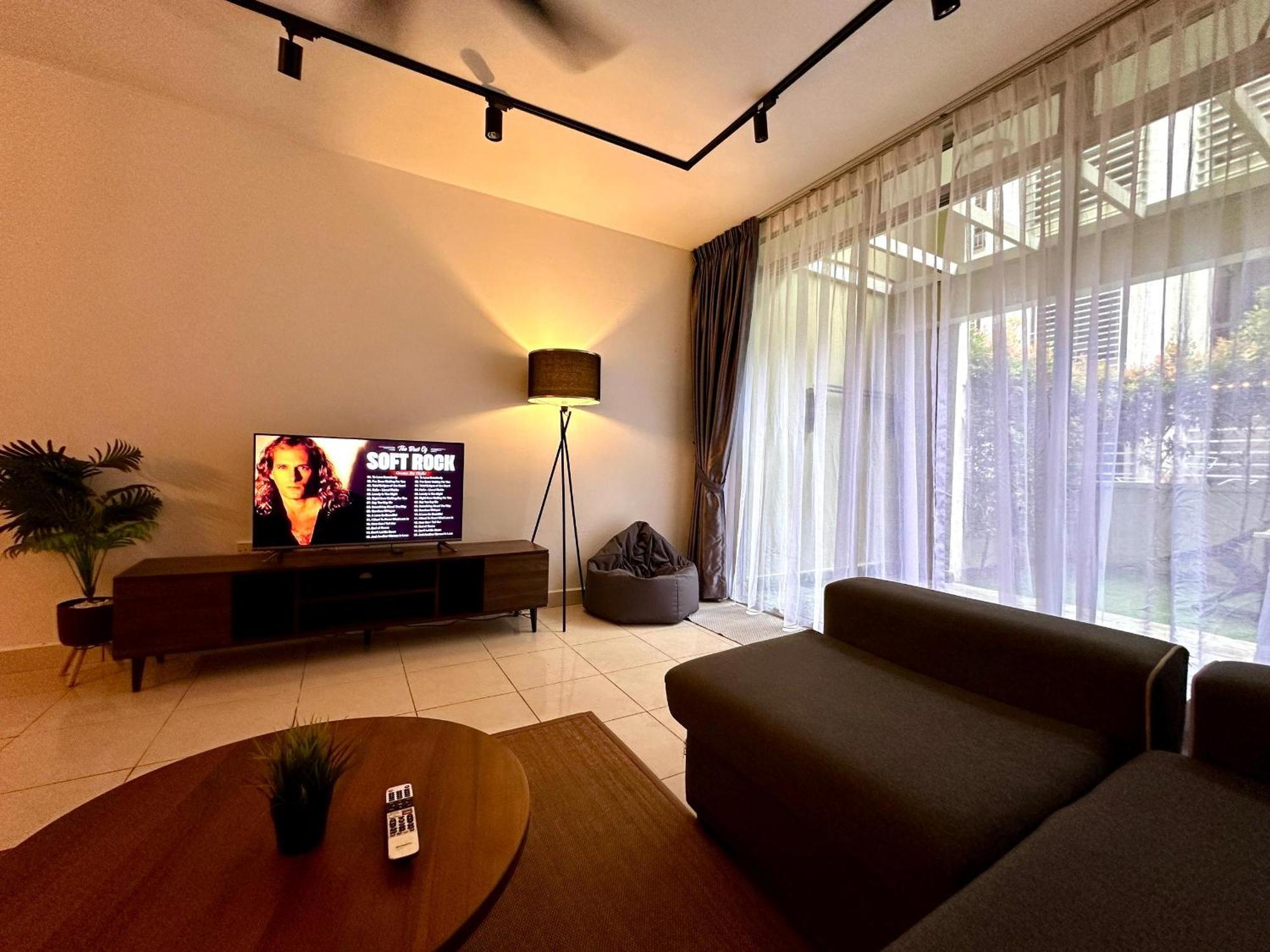 Bnb Cozy Homestay @ Cyberjaya Buitenkant foto